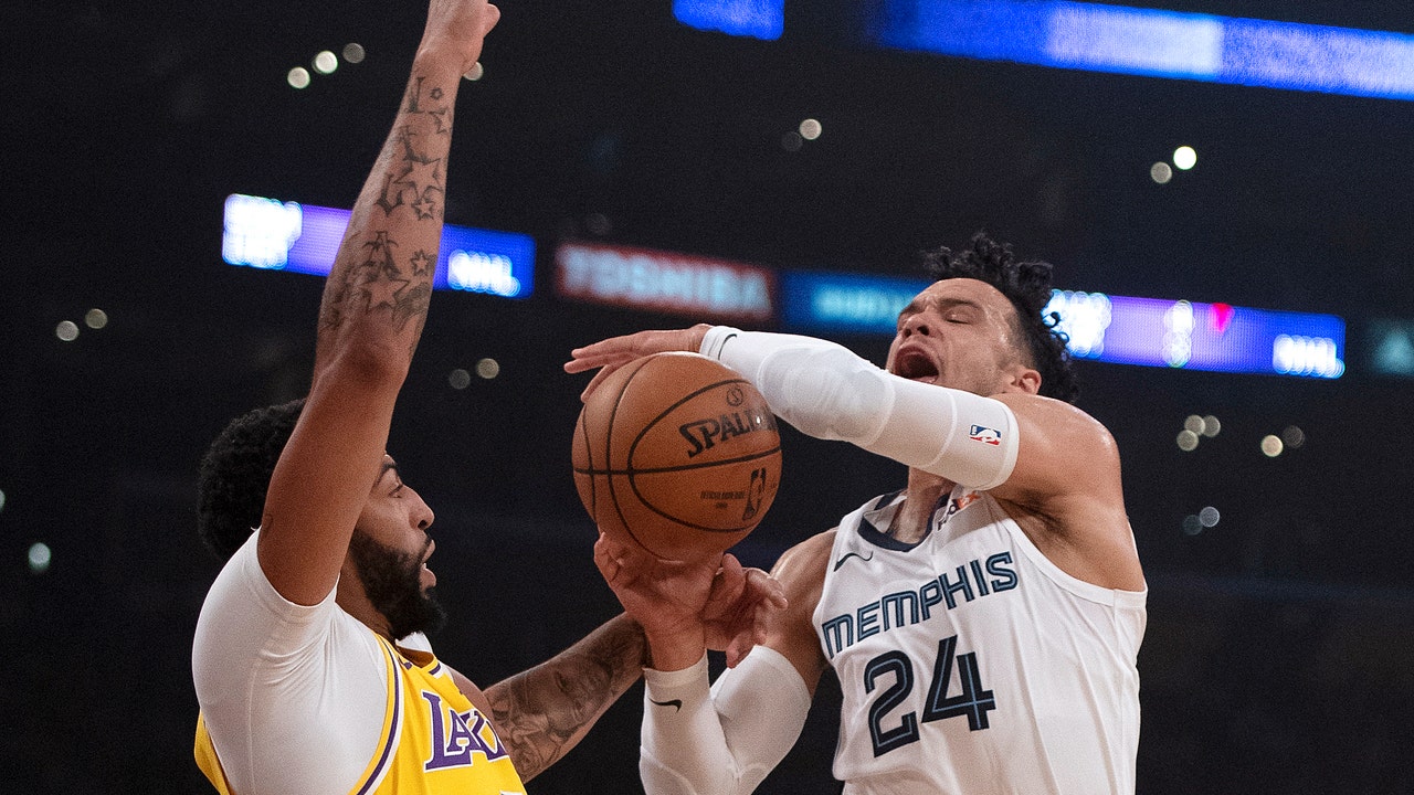 AD has 40 points, 20 rebounds in Lakers win over Grizzlies